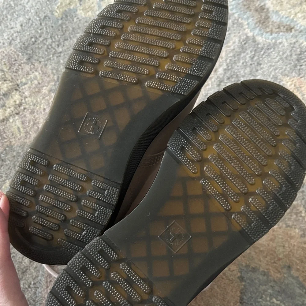 Dr. Martens Beige Leather Boots - Picture 4 of 8